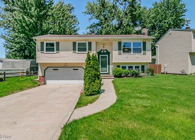 Property at 36919 Clearway Dr, Eastlake, OH 44095, 3 beds, 1.5 baths
