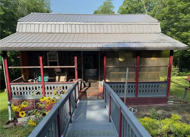 Property at 403 State St, Bowerston, OH 44695, 1 bed, 1 bath