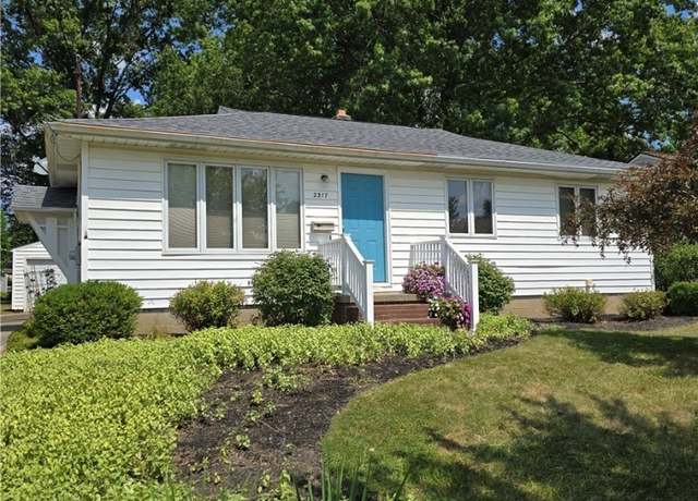 Property at 2317 Liberty Rd, Stow, OH 44224, 3 beds, 1.5 baths