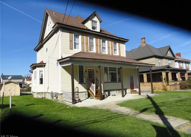 Property at 315 Carolina Ave, Chester, WV 26034, 3 beds, 1.5 baths