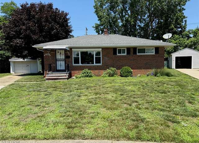 Property at 4129 Busa Oval, Cleveland, OH 44128, 3 beds, 1.5 baths