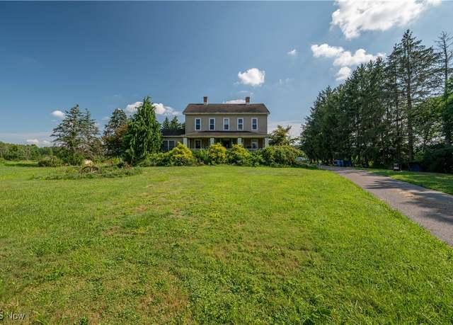 Property at 3555 W South Range Rd, Columbiana, OH 44408, 4 beds, 2 baths