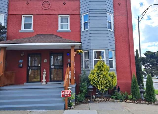 Property at 4122 Chester Ave #6, Cleveland, OH 44103, 3 beds, 2 baths