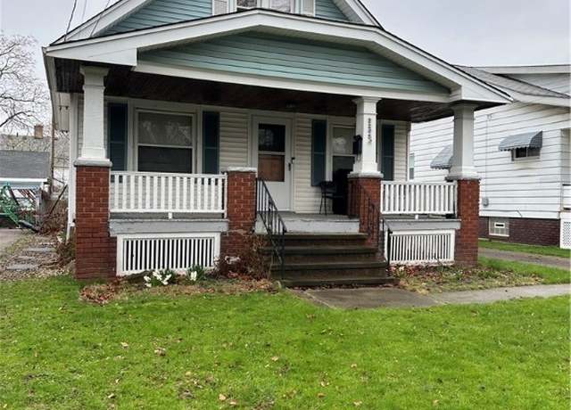 Property at 3202 Hillcrest Ave, Cleveland, OH 44109, 3 beds, 1 bath