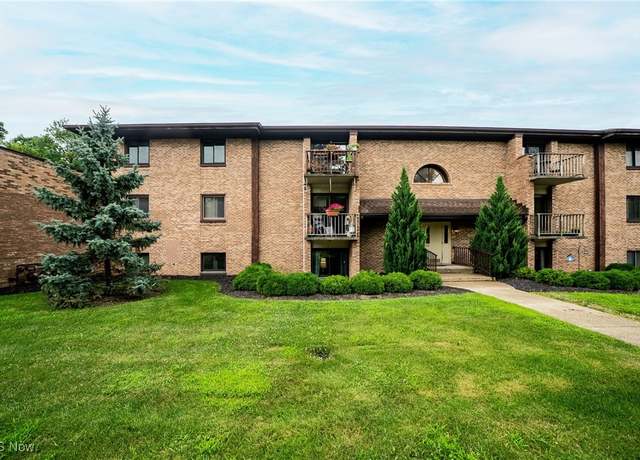 Property at 550 Tollis #105, Broadview Heights, OH 44147, 2 beds, 2 baths
