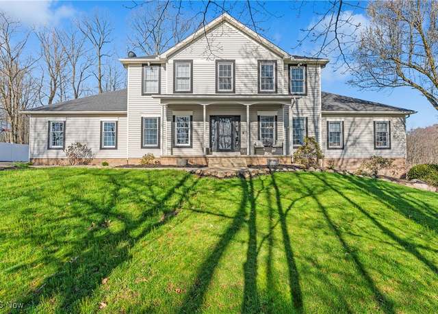 Property at 11193 Hoover Ave NW, Uniontown, OH 44685, 5 beds, 3.5 baths