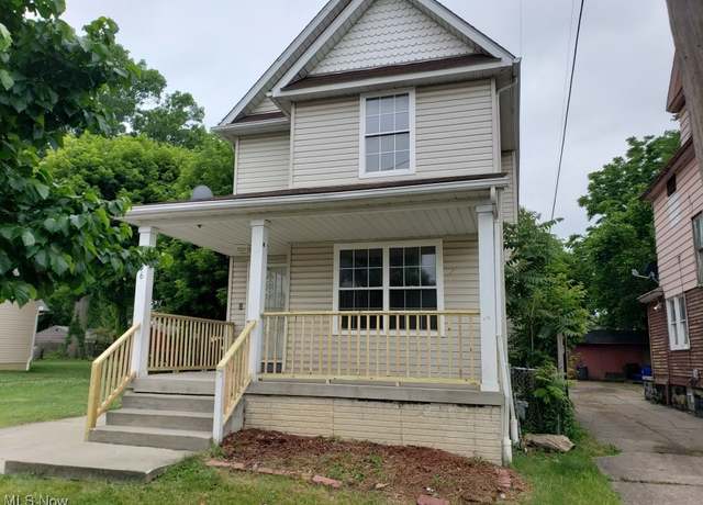 Property at 606 E 103rd St, Cleveland, OH 44108, 3 beds, 1.5 baths