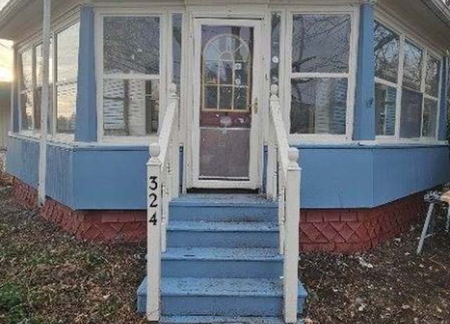 Property at 324 W Main Rd, Conneaut, OH 44030, 3 beds, 1.5 baths