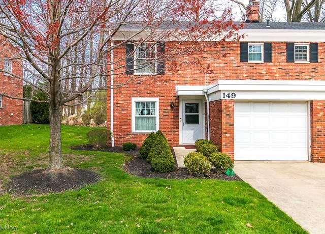 Property at 149 Chatham Way Unit 149D, Mayfield Heights, OH 44124, 2 beds, 1.5 baths