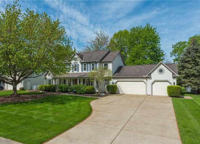 Property at 388 Avon Point Ave, Avon Lake, OH 44012, 4 beds, 2.5 baths