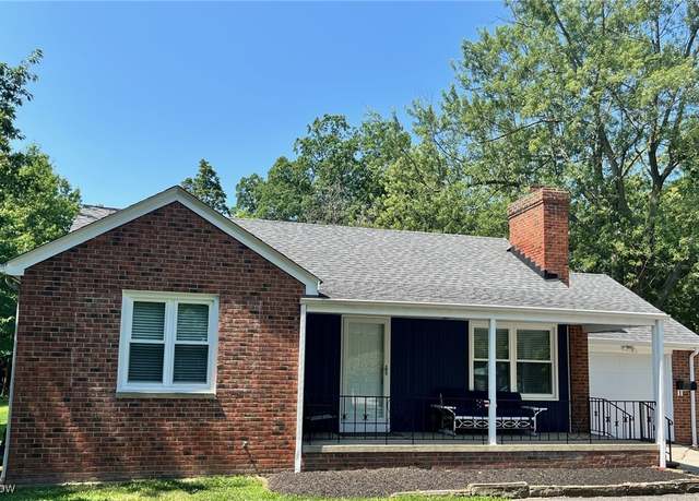 Property at 852 Lloyd Rd, Wickliffe, OH 44092, 2 beds, 1 bath