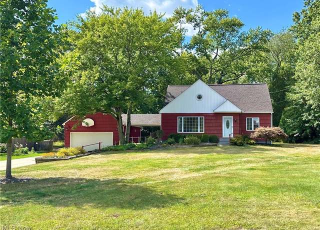 Property at 779 Atwood Dr, Tallmadge, OH 44278, 4 beds, 2 baths