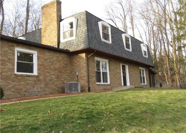 Property at 3003 Myersville Rd, Uniontown, OH 44685, 4 beds, 2.5 baths