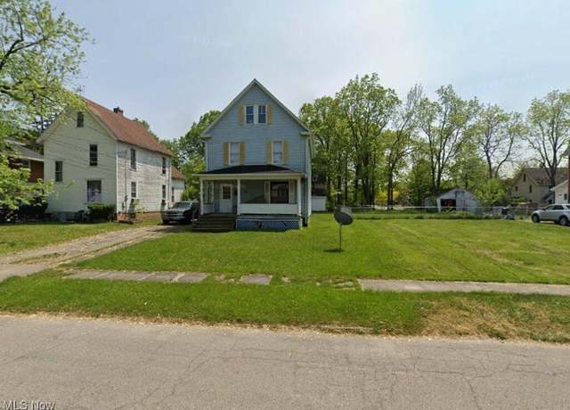 Property at 933 Hunter St NW, Warren, OH 44446, 3 beds, 1 bath