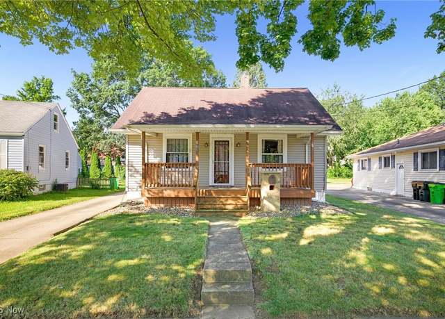 Property at 92 Waltz Dr, Barberton, OH 44203, 3 beds, 1 bath