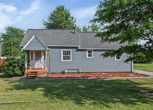 Property at 756 Infirmary Rd, Elyria, OH 44035, 2 beds, 1 bath