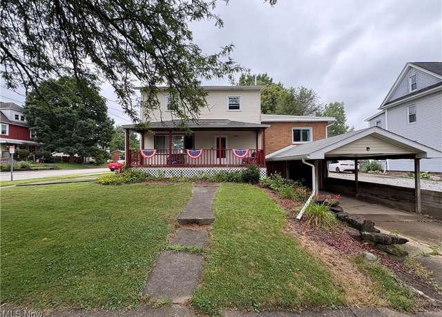 Property at 215 Pearl St, Orrville, OH 44667, 3 beds, 1.5 baths