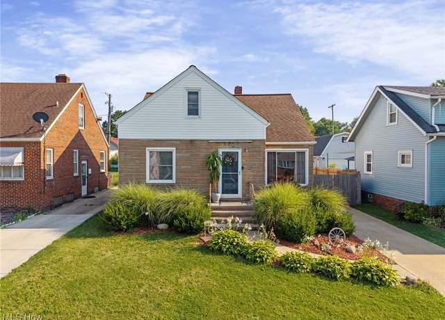 Property at 5811 Laverne Ave, Parma, OH 44129, 3 beds, 2 baths