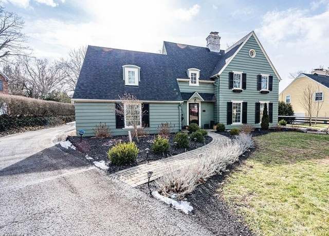 Property at 123 Forest Hill Rd, Boardman, OH 44512, 4 beds, 2.5 baths