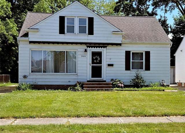 Property at 30616 Clarmont Rd, Willowick, OH 44095, 3 beds, 2 baths