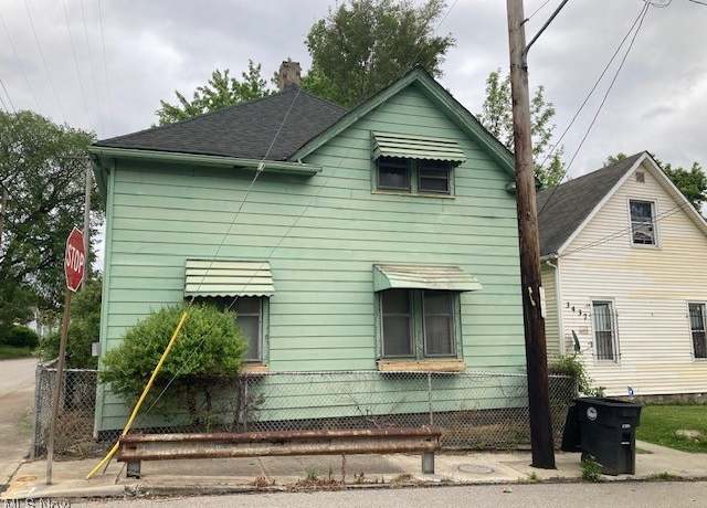 Property at 3433 E 50th St, Cleveland, OH 44127, 4 beds, 1.5 baths