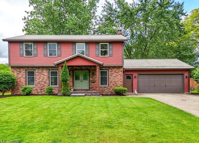 Property at 360 Forest Meadows Dr, Medina, OH 44256, 4 beds, 2.5 baths