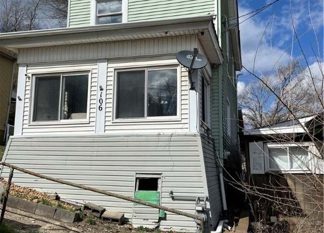 Property at 106 5th St, Bridgeport, OH 43912, 2 beds, 1 bath