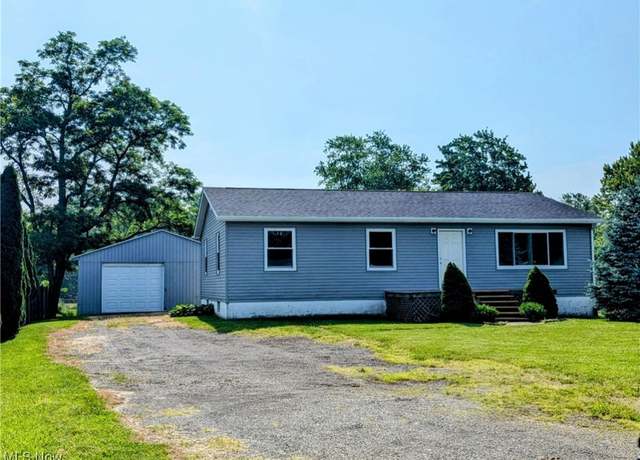 Property at 1236 N Trimble Rd, Mansfield, OH 44906, 3 beds, 1 bath