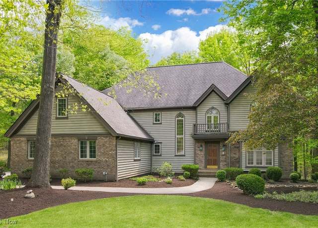 Property at 17345 Bittersweet Trl, Chagrin Falls, OH 44023, 4 beds, 2.5 baths