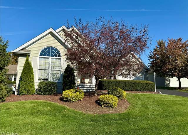 Property at 5203 Nashua Dr #37, Austintown, OH 44515, 2 beds, 2 baths