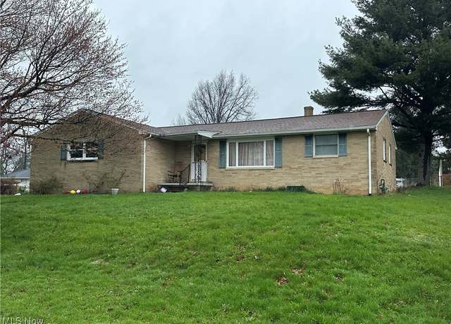 Property at 715 37th St NW, Canton, OH 44709, 2 beds, 2 baths