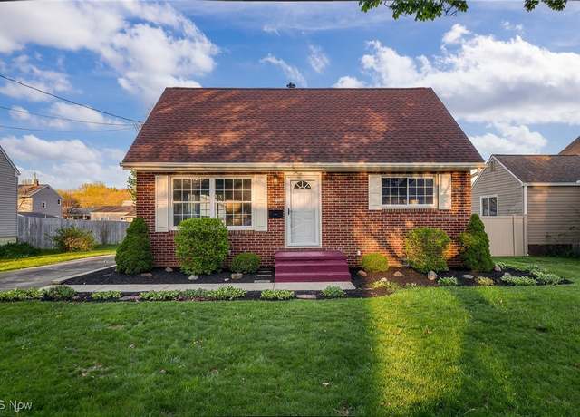 Property at 515 Alaho St, Akron, OH 44305, 3 beds, 1 bath