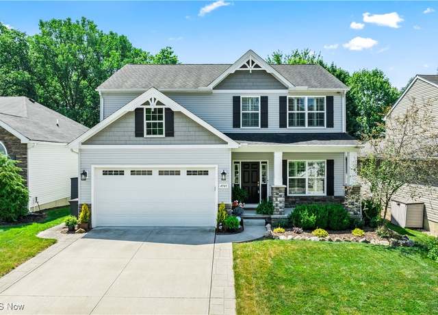 Property at 4945 Hiddenview Ct, North Ridgeville, OH 44039, 4 beds, 3.5 baths