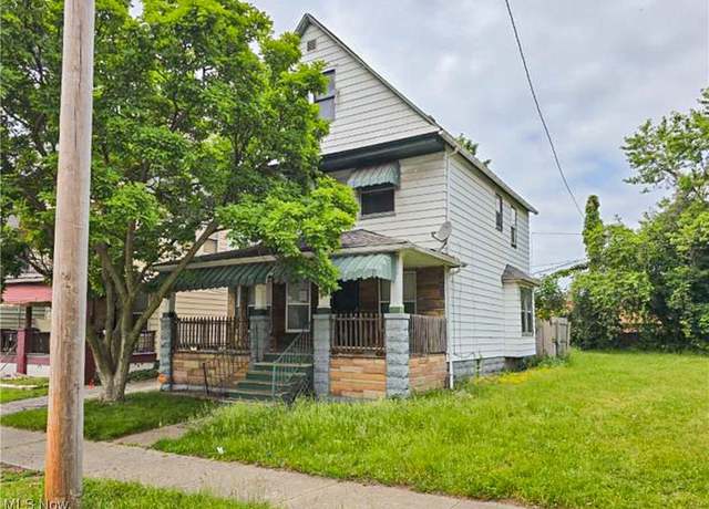 Property at 10523 Helena Ave, Cleveland, OH 44108, 3 beds, 1 bath