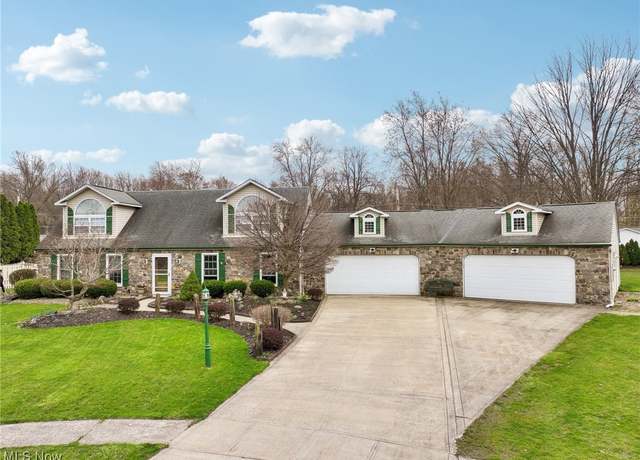 Property at 32713 Greenwood Ct, Avon Lake, OH 44012, 3 beds, 3 baths