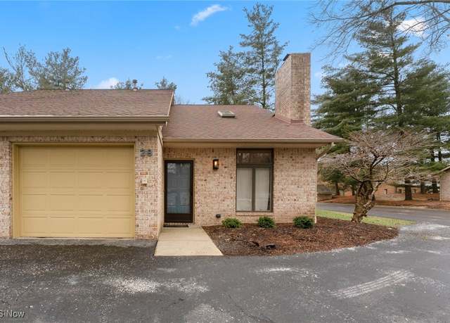Property at 1260 Boardman-canfield Rd #29, Boardman, OH 44512, 2 beds, 1.5 baths