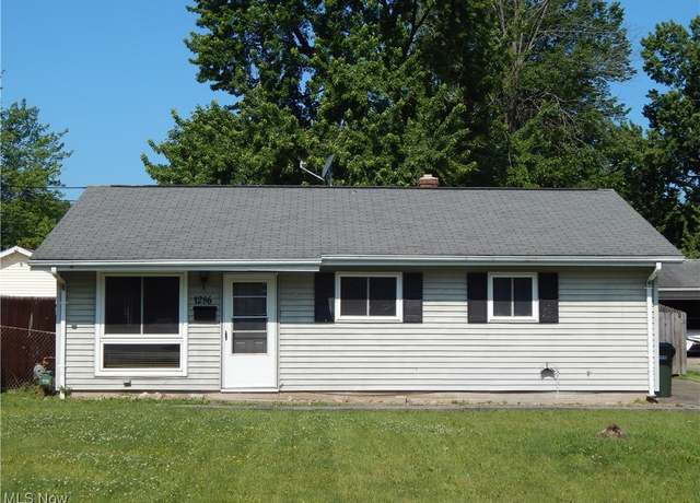 Property at 1286 E 342nd St, Eastlake, OH 44095, 3 beds, 1 bath