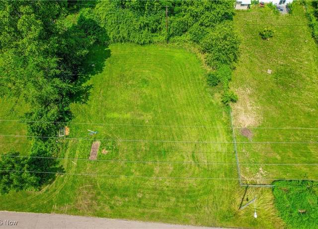 Property at 2219 Frederick Ave SW, Canton, OH 44706