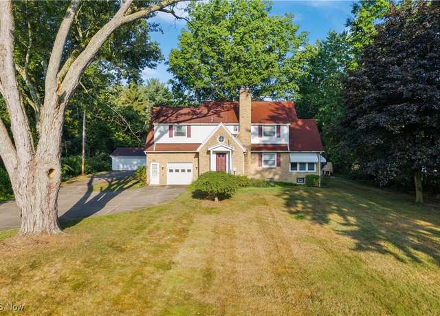 Property at 3550 Manchester Rd, Coventry, OH 44319, 4 beds, 1.5 baths