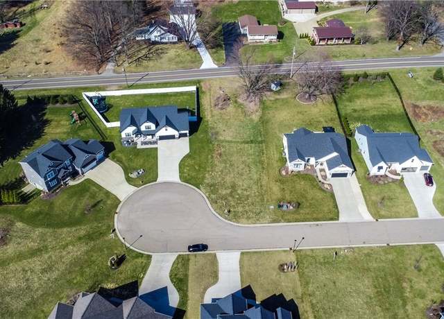 Property at 5727 Shadow Ridge Cir NW, North Canton, OH 44720
