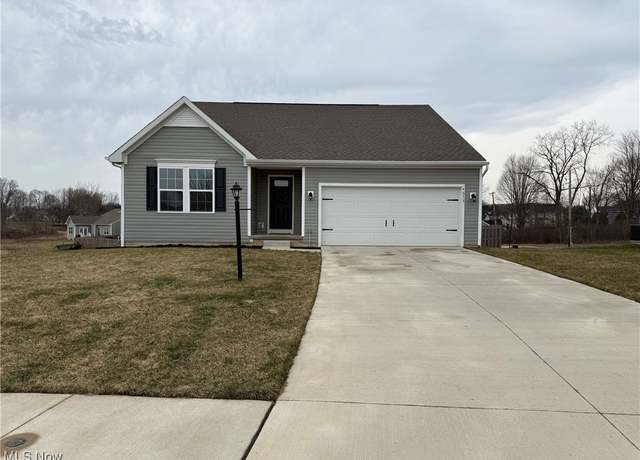 Property at 4673 Louis Ln, Kent, OH 44240, 2 beds, 3 baths