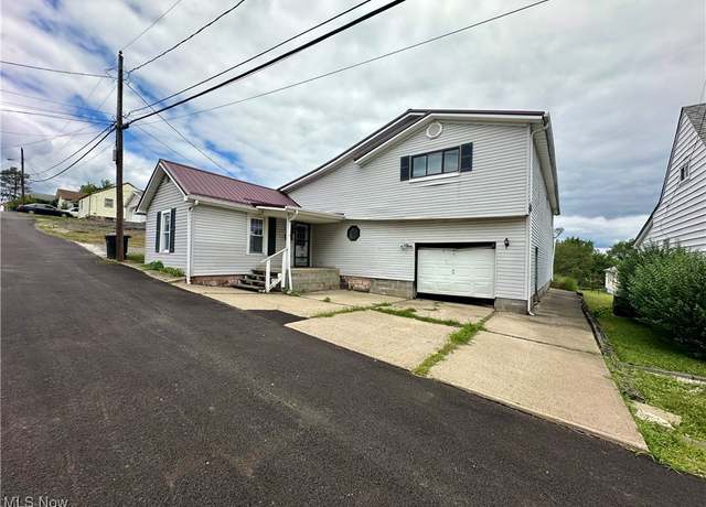 Property at 2426 Cleveland Ave, Steubenville, OH 43952, 6 beds, 4 baths
