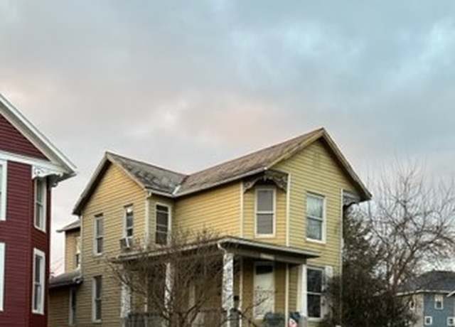 Property at 1523 Linden Ave, Zanesville, OH 43701, 3 beds, 1 bath