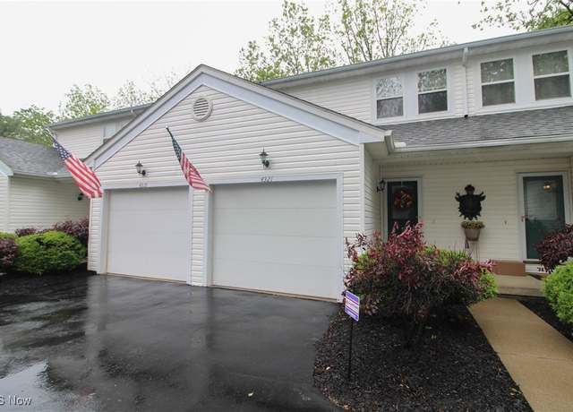 Property at 4321 Devonshire Dr, Youngstown, OH 44512, 2 beds, 1.5 baths