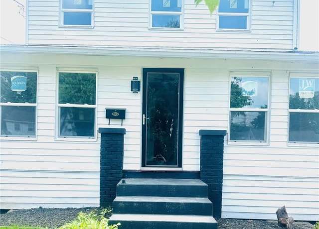 Property at 1389 Diagonal Rd, Akron, OH 44320, 3 beds, 2 baths