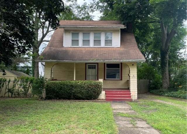 Property at 1771 Congo St, Akron, OH 44305, 3 beds, 1 bath