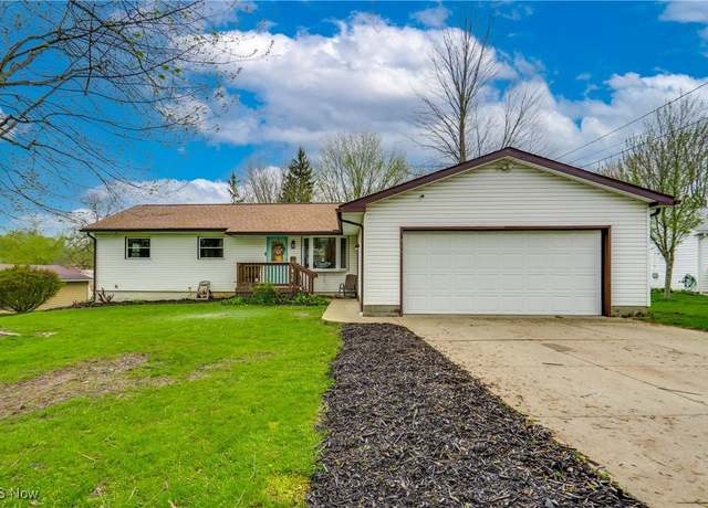 Property at 5791 Lyric Dr, Clinton, OH 44216, 3 beds, 1 bath