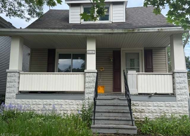 Property at 4444 W 53rd St, Cleveland, OH 44144, 3 beds, 1.5 baths