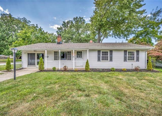 Property at 224 Larchwood Dr, Painesville, OH 44077, 3 beds, 1.5 baths