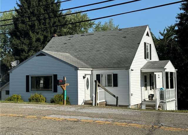 Property at 56745 Ferryview Rd, Martins Ferry, OH 43935, 3 beds, 1 bath